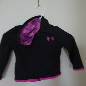 Under armor sweat shirt